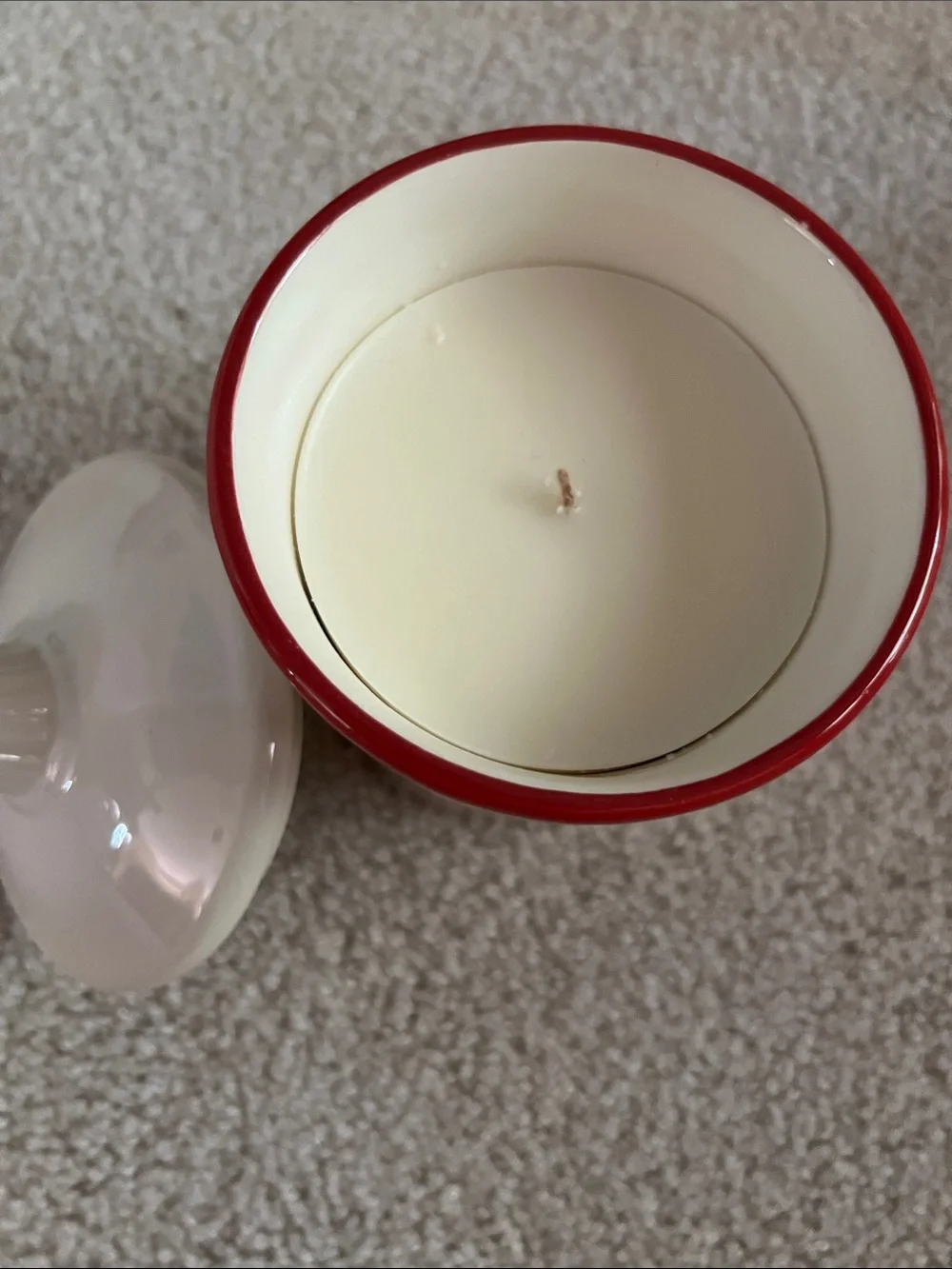 Hallmark White Ceramic Candle Jar with Cinnamon Scent- NWT